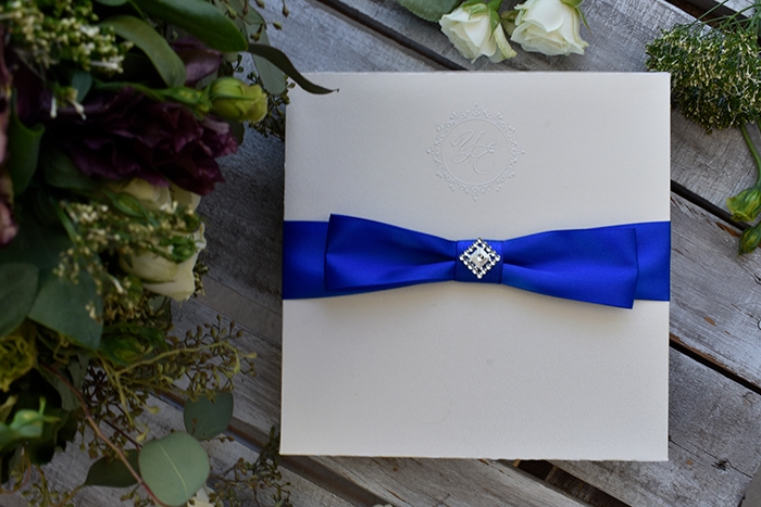 productos de invitaciones de boda y cajas para eventos